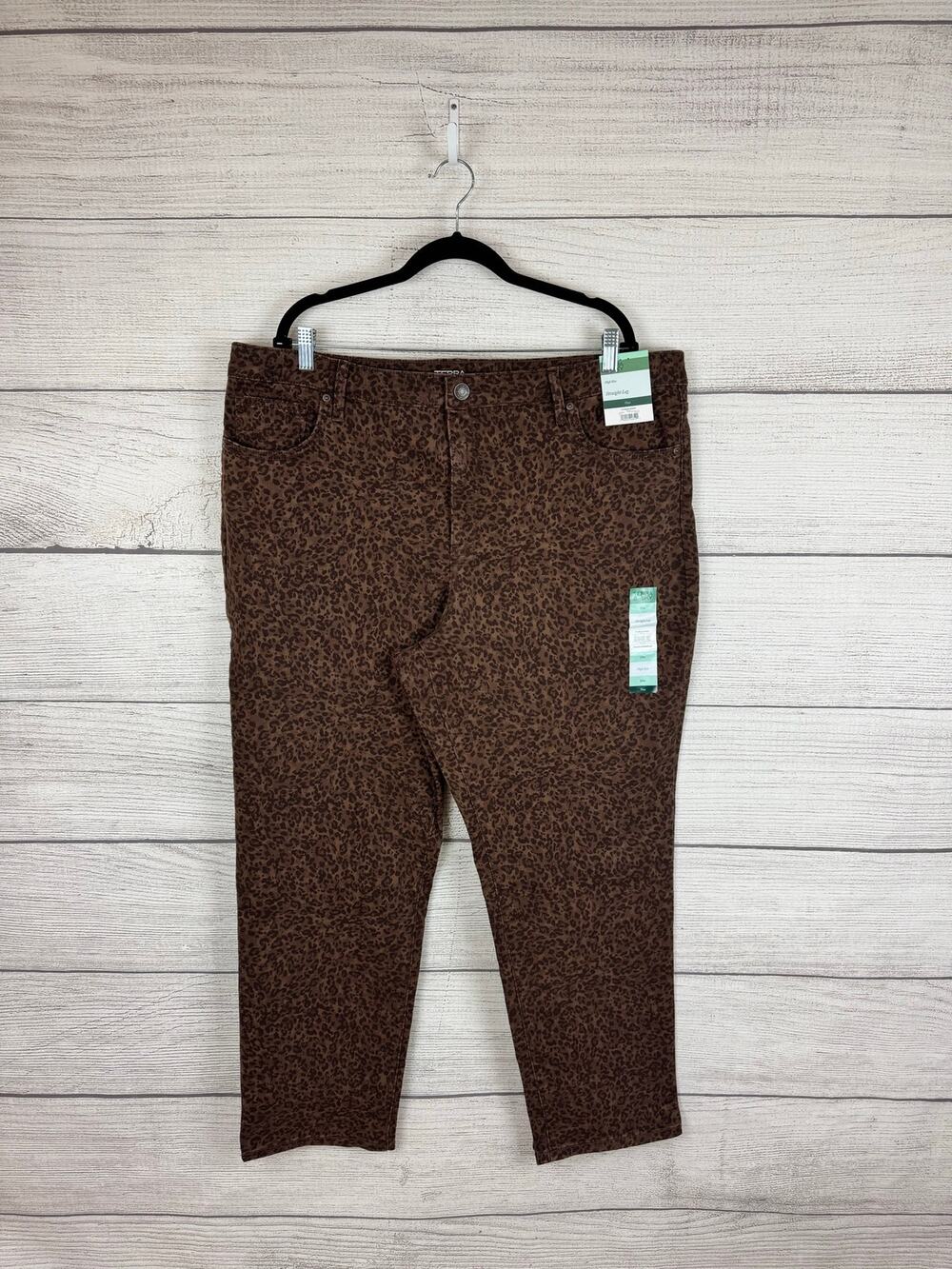 Terra & Sky Plus Size Brown Cheetah Print High Rise Straight Leg Jeans Size 20W